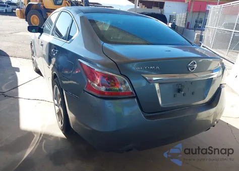 2015 Nissan Altima 2.5 S from USA, damaged, VIN 1N4AL3AP9FC294228